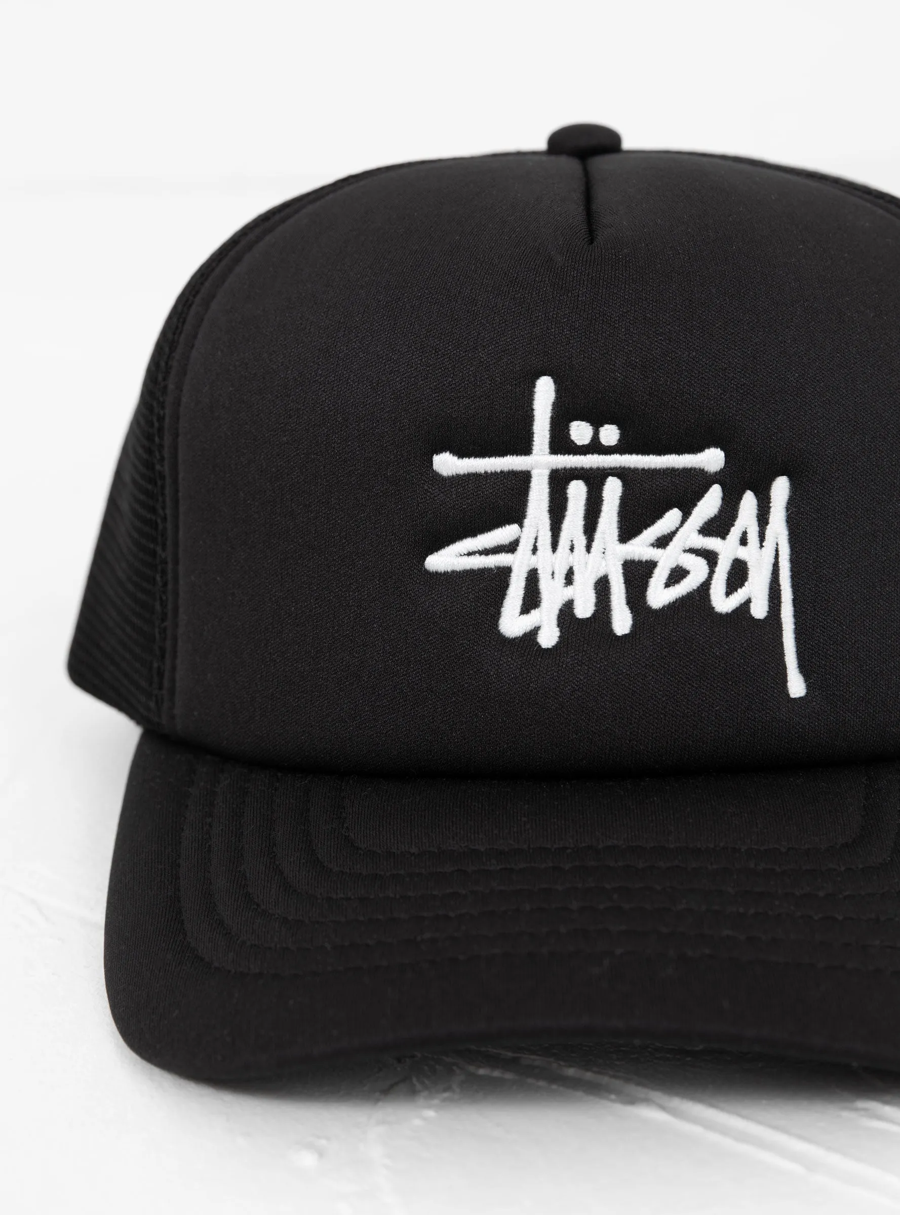 Big Basic Trucker Cap Black