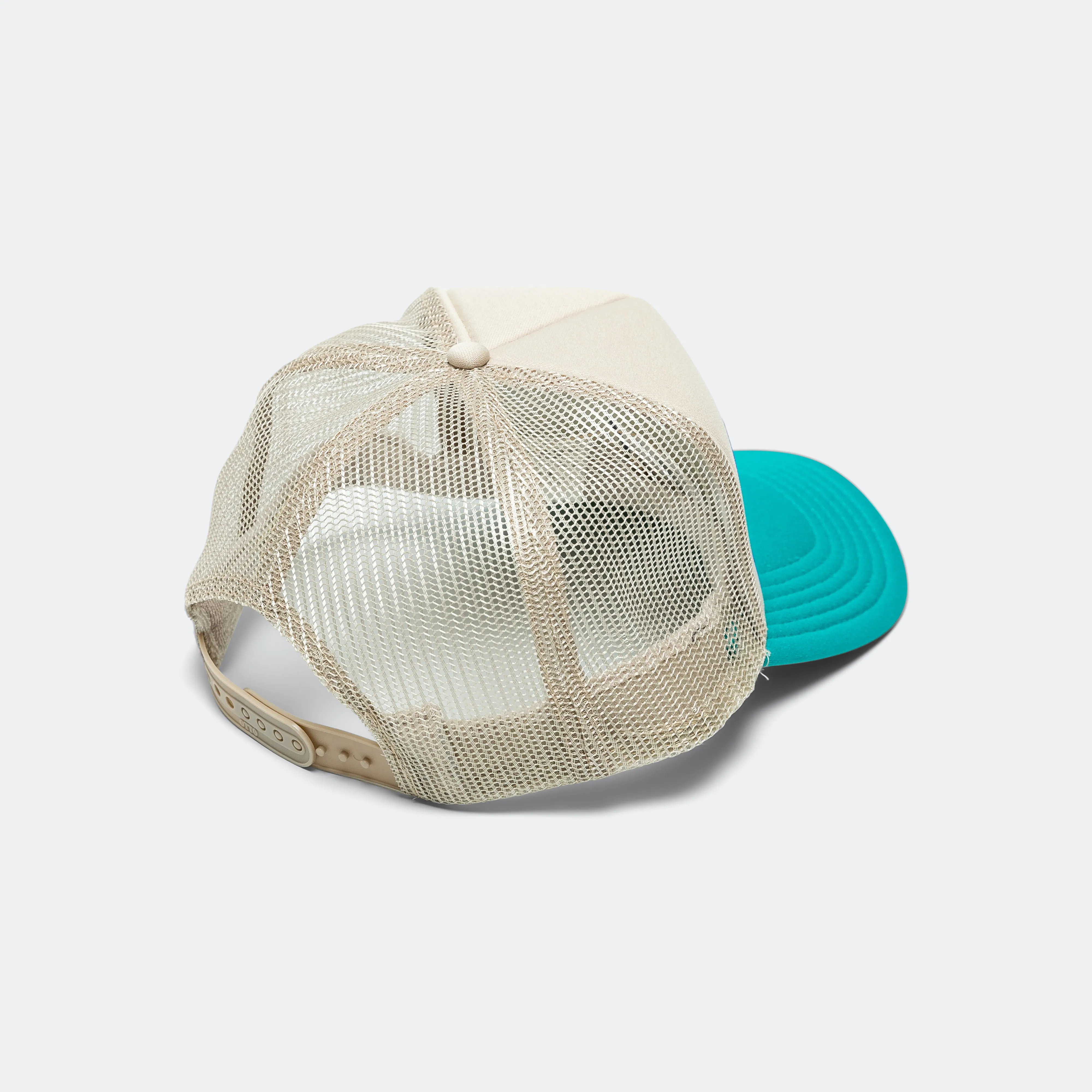 FREE WHEELIN' Trucker Cap - Beige/Turquoise